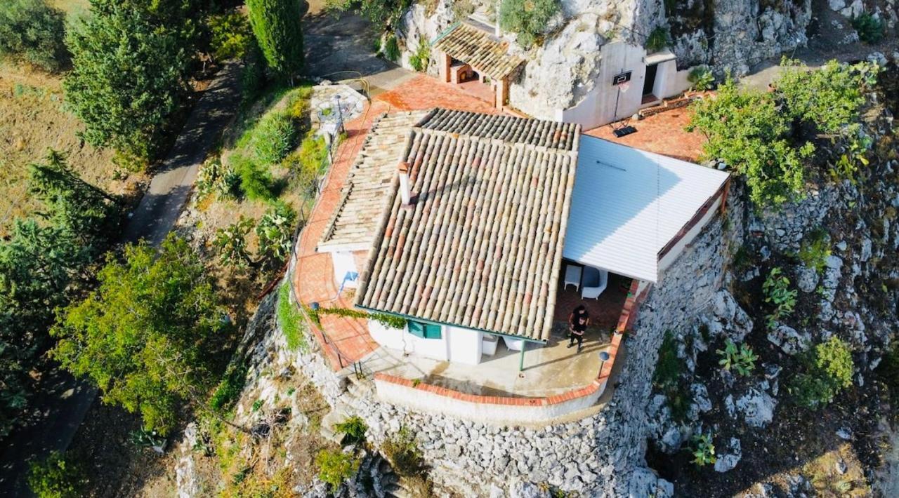 B&B Tenuta La Puntara Καλτανισέττα Εξωτερικό φωτογραφία